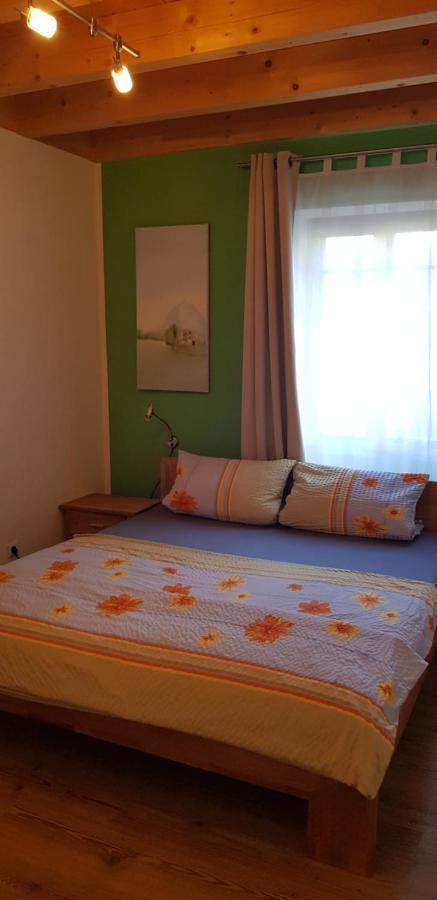 Weingut Schunck Appartement Leinsweiler Buitenkant foto