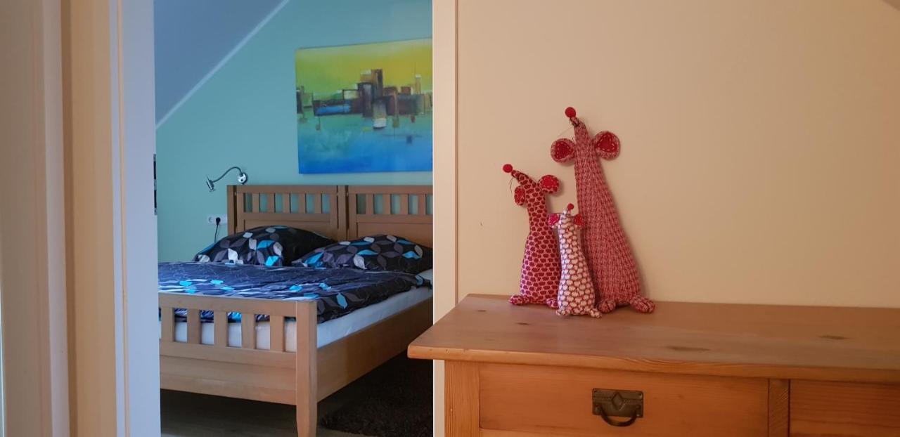 Weingut Schunck Appartement Leinsweiler Buitenkant foto
